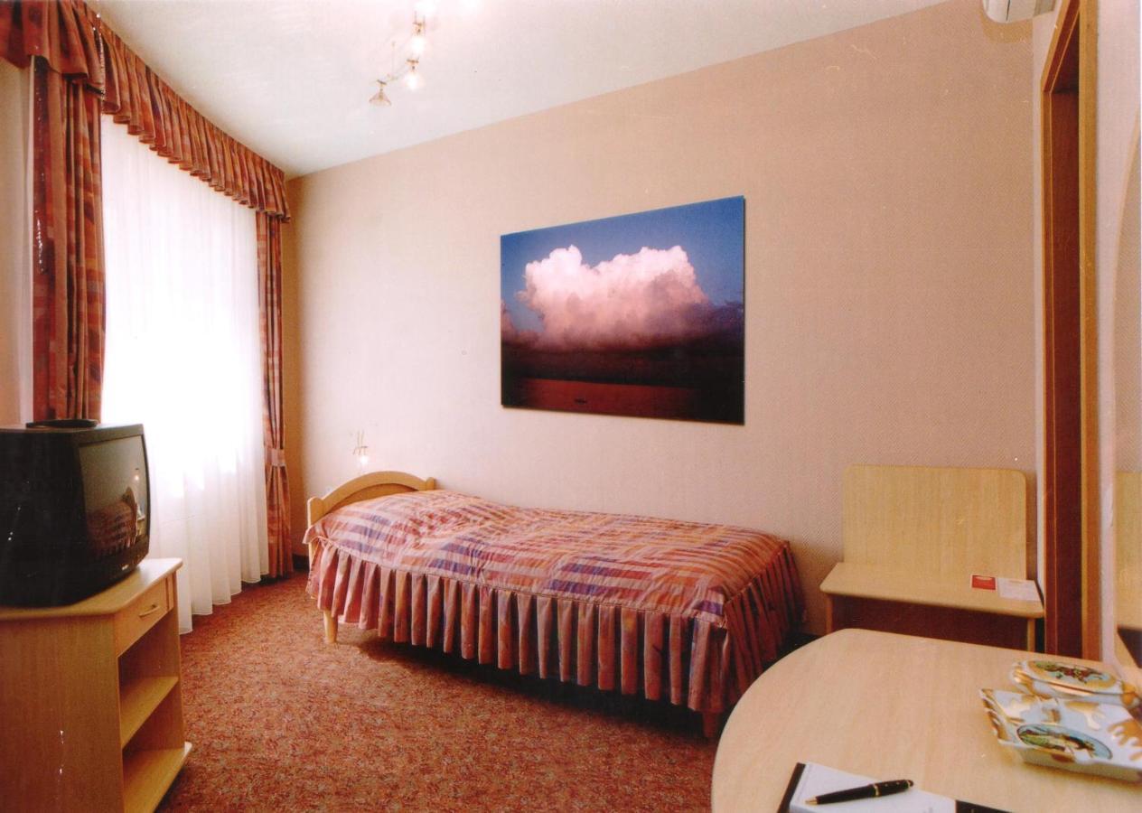 Hozam Wellness és Apartman Szolnok Extérieur photo