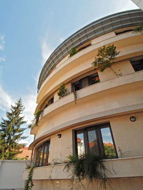 Hozam Wellness és Apartman Szolnok Extérieur photo