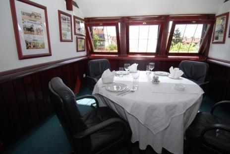 Hozam Wellness és Apartman Szolnok Extérieur photo