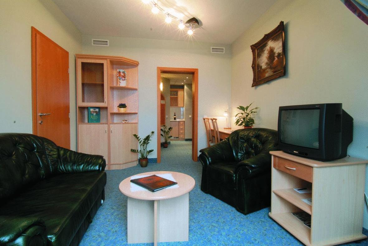 Hozam Wellness és Apartman Szolnok Chambre photo